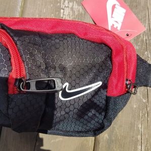 Nike Bags - Nike Fanny Pack Bag Nike Bags - Nike Fanny Pack Bag